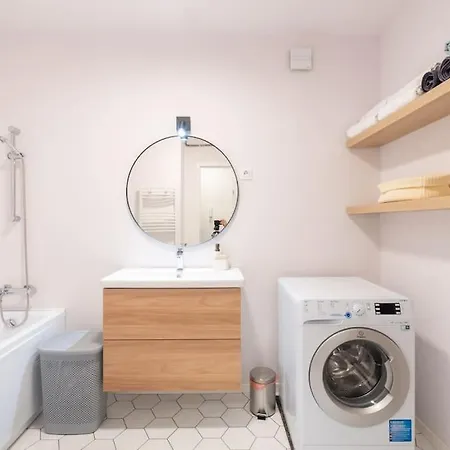 Mar Vartalak アパート *